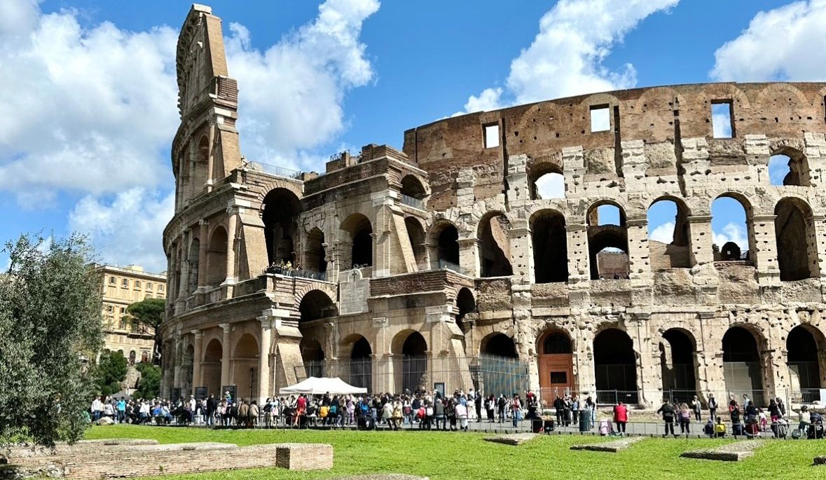 15-Things-to-Do-Near-the-Colosseum-in-Rome-Blog-e1721227094564